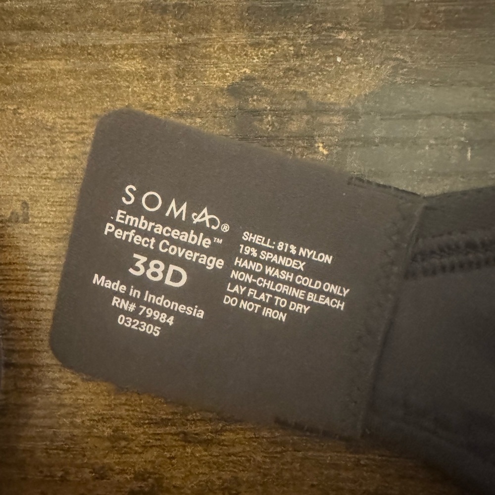 ✨ SOMA Embraceable Perfect Coverage Bra 38D Gray Ink NWT - Picture 3 of 5